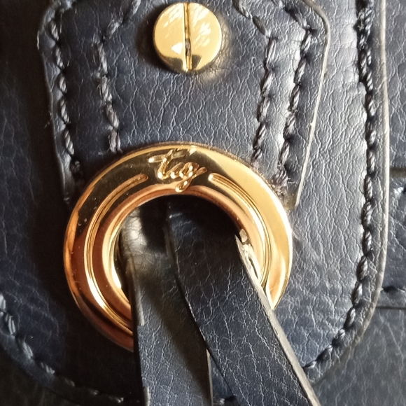 Tag - Picture 2 of 8